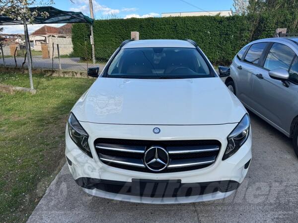 Mercedes Benz - GLA 200 - 200 cdi