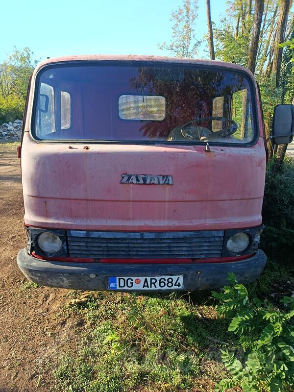 Zastava - om