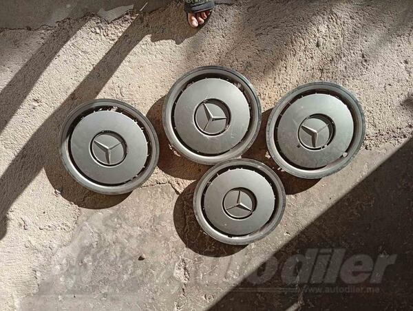 Wheel covers Mercedes Benz - 190    - 15" - 4 kom.