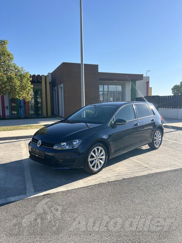 Volkswagen - Golf 7 - 1.6 TDI DSG HIGHLINE
