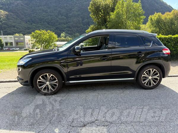Peugeot - 4008 - 4x4 ALLURE 1,6D