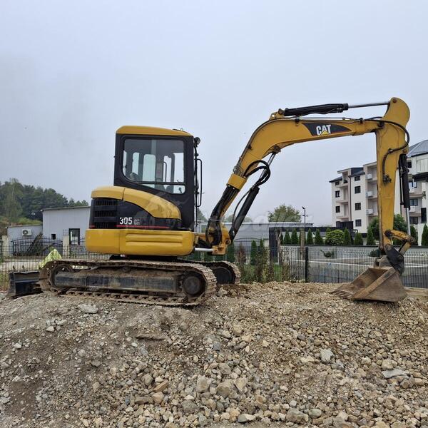 CAT - 305 cr