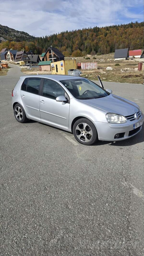 Volkswagen - Golf 5 - 1.9