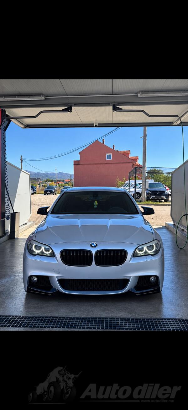 BMW - 530