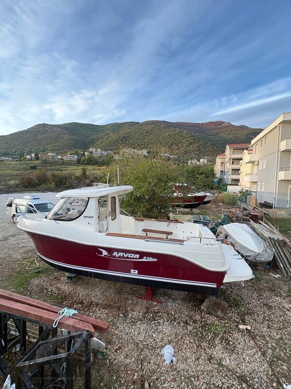 Arvor - 215 AS