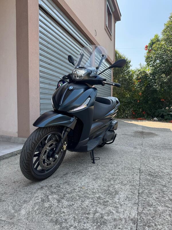 Piaggio - Beverly s 400hpe