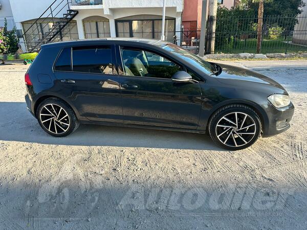Volkswagen - Golf 7 - 1.6 TDI