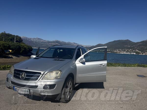 Mercedes Benz - ML 320 - CDI 4 MATIC