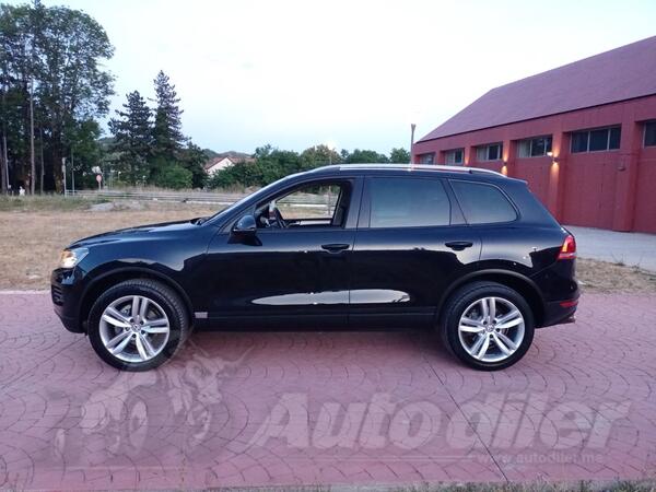 U djelovima Volkswagen - Touareg 3.0