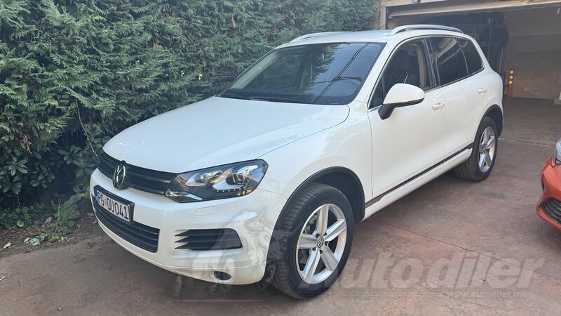 Volkswagen - Touareg - 3.0 V6