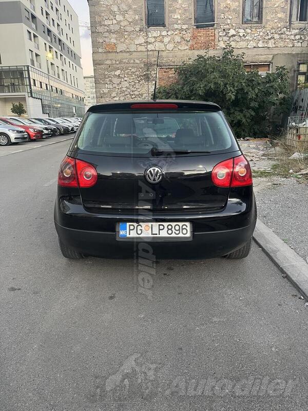 Volkswagen - Golf 5 - 1.9 TDI