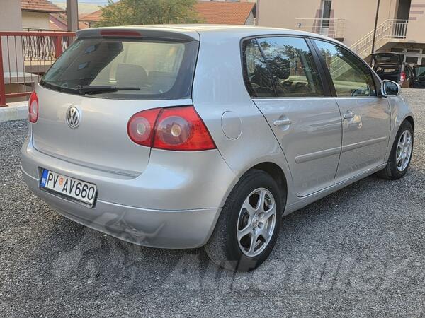 Volkswagen - Golf 5 - 1.9TDI