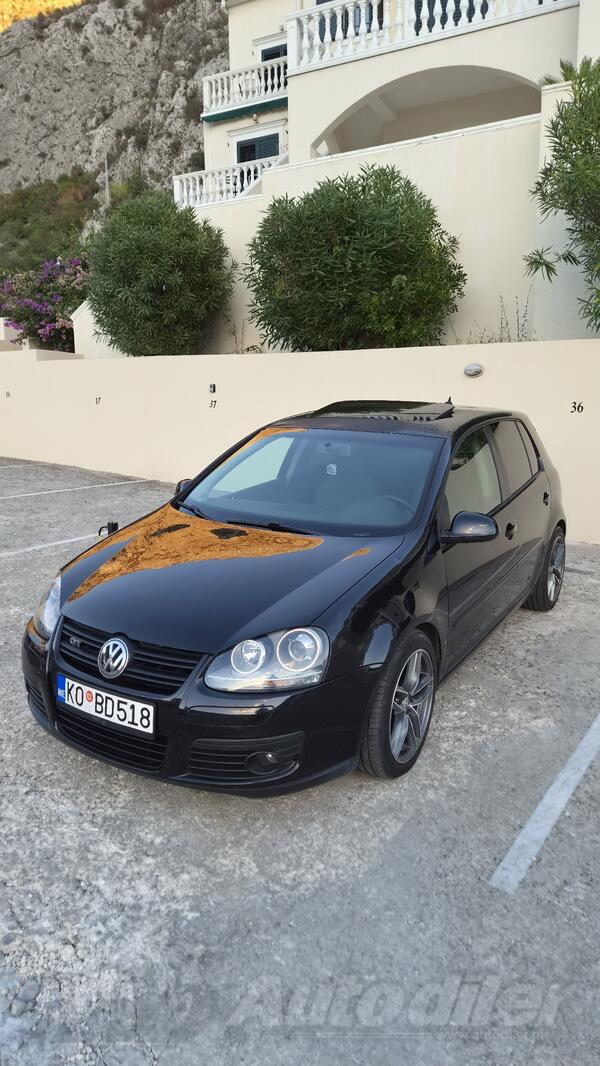 Volkswagen - Golf 5 - GT