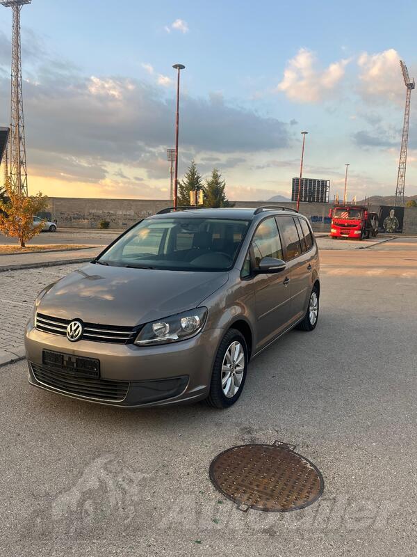 Volkswagen - Touran - 1.6 tdi