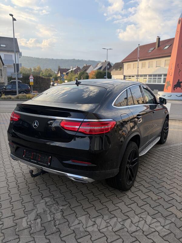 Mercedes Benz - GLE 350 - 350