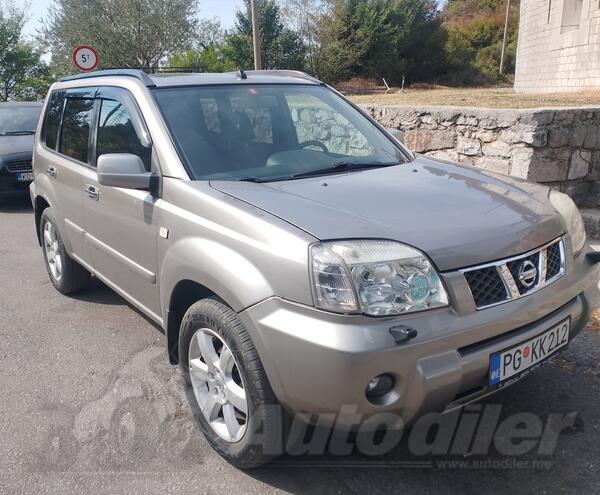 Nissan - X-Trail - 2.2