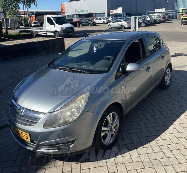 Opel - Corsa - 1.3 DCI