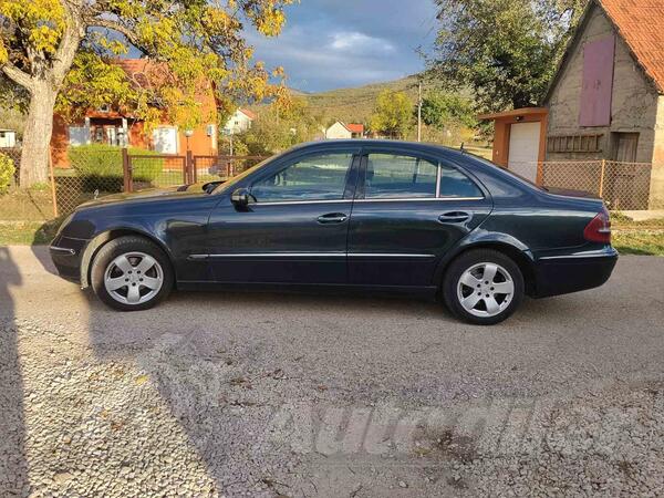 Mercedes Benz - E 220 - CDI