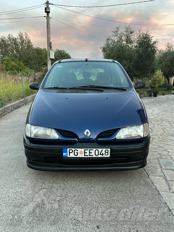 Renault - Scenic - 1.6
