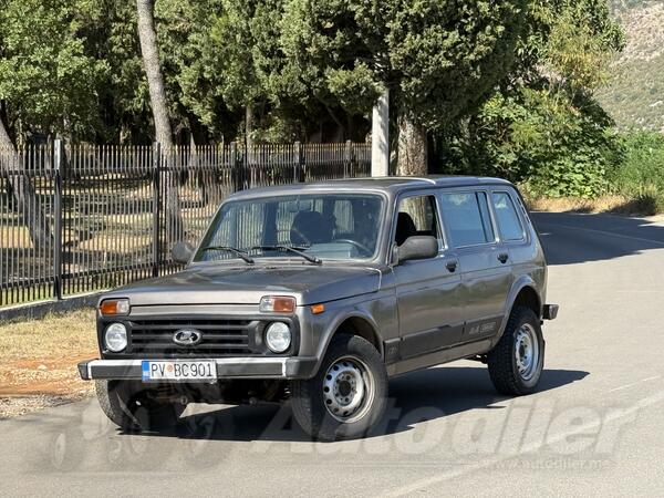 Lada - Niva - 1.7