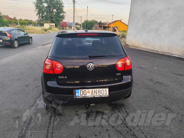 Volkswagen - Golf 5 - 1,9 tdi 77 kw