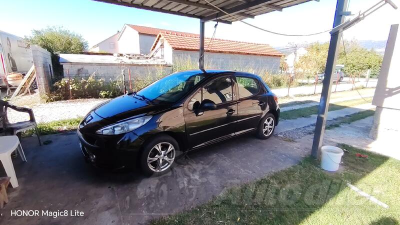 Peugeot - 207 - hdi