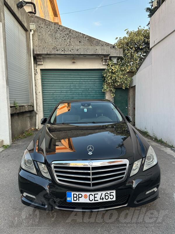 Mercedes Benz - E 220 - 2.2