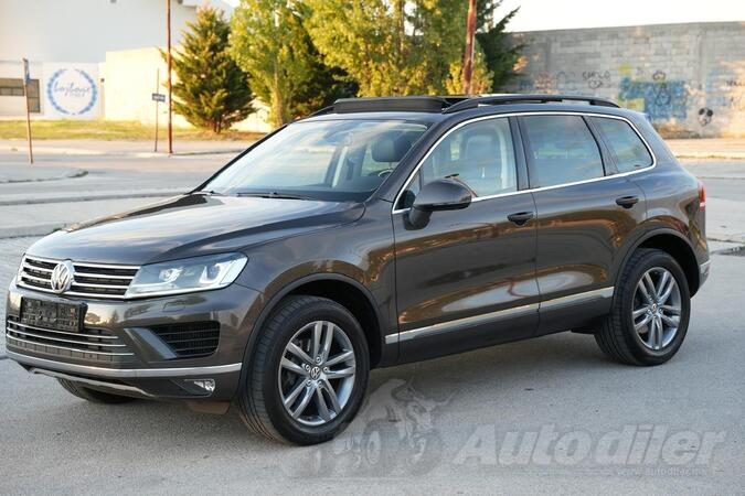 Volkswagen - Touareg - 3.0 TDI EXCLUSIVE