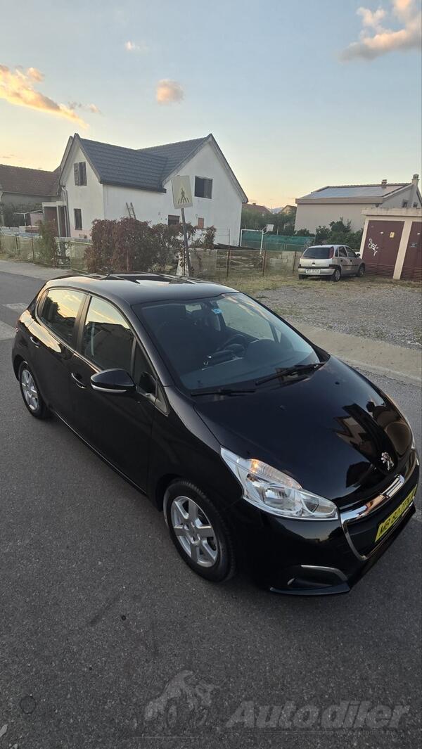 Peugeot - 208 - 1.6 hdi