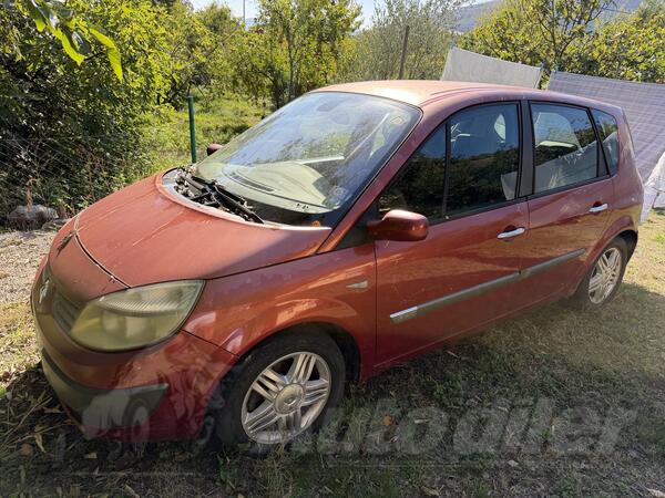 Renault - Scenic - 1.9 dci