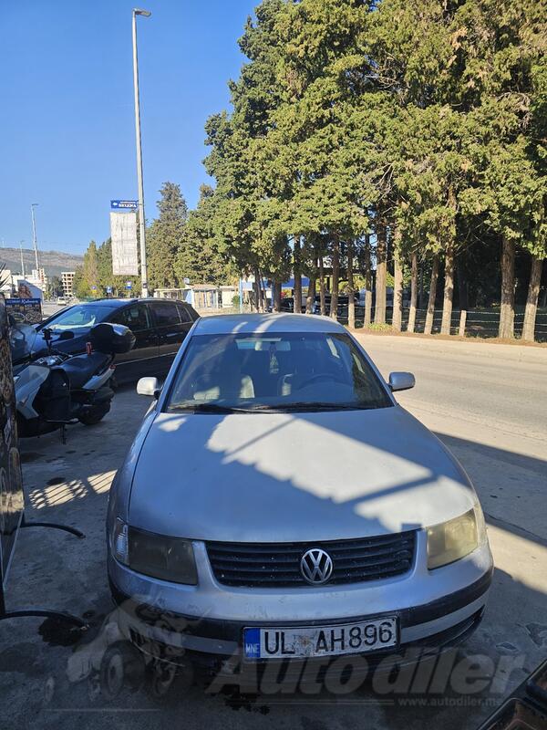 Volkswagen - Passat - 1.9