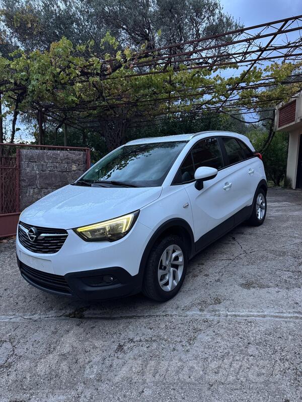 Opel - Crossland X - 1.2 Full oprema
