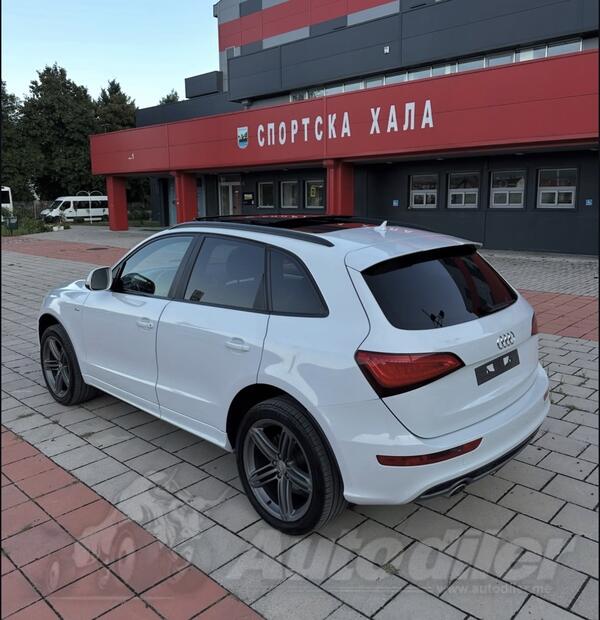 Audi - Q5 - 2.0