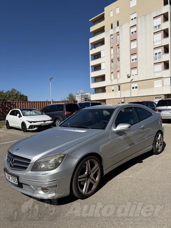 Mercedes Benz - CLC 220 - 220cdi