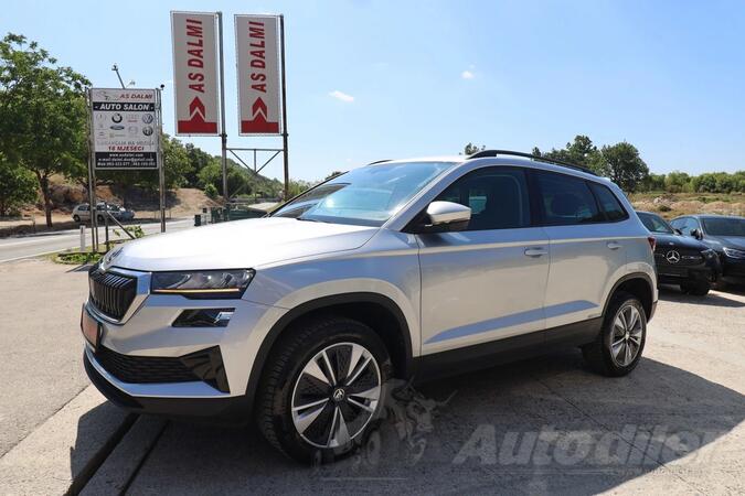 Škoda - Karoq - 2.0 TDI DSG7 -LED- Navigacija Parktronic FACELIFT