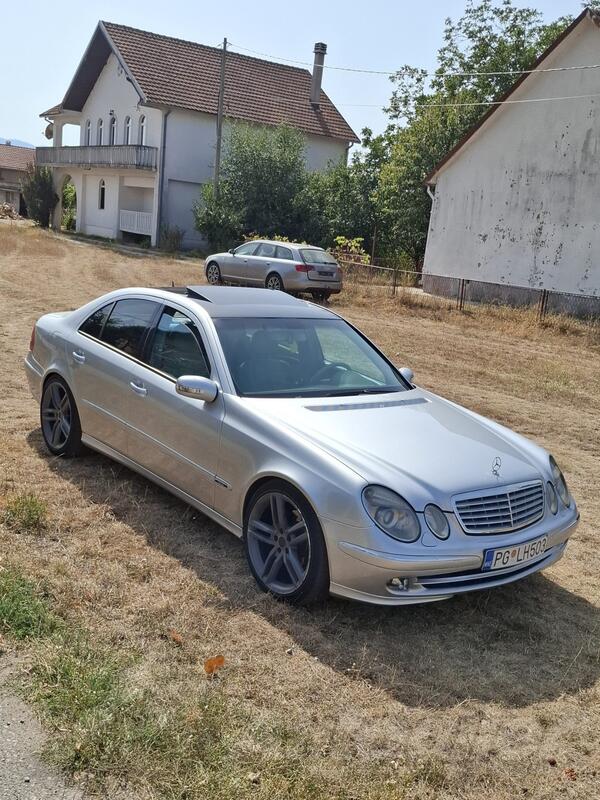 Mercedes Benz - E 320 - e 320 cdi