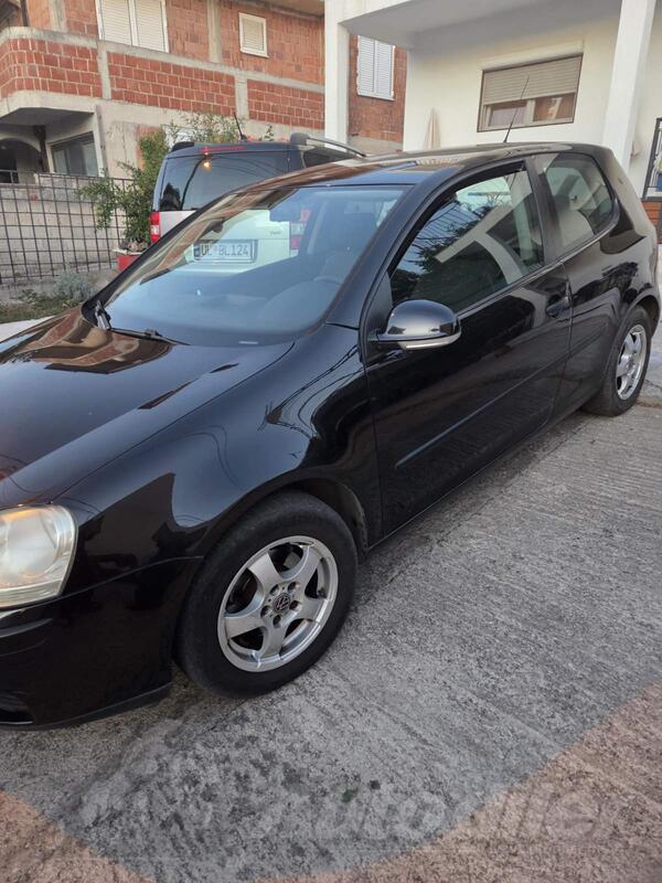 Volkswagen - Golf 5 - 1.9 tdi