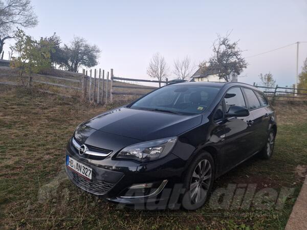 Opel - Astra - 2.0 cdti