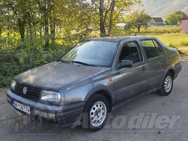 Volkswagen - Vento - TD