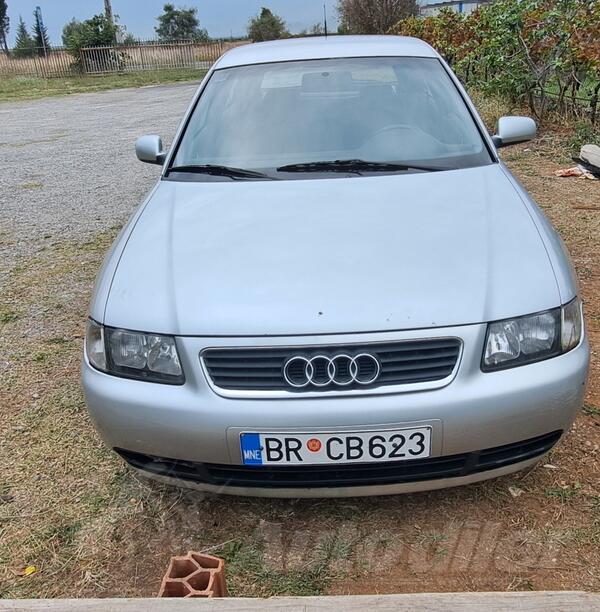 Audi - A3 - 1.6 benzin