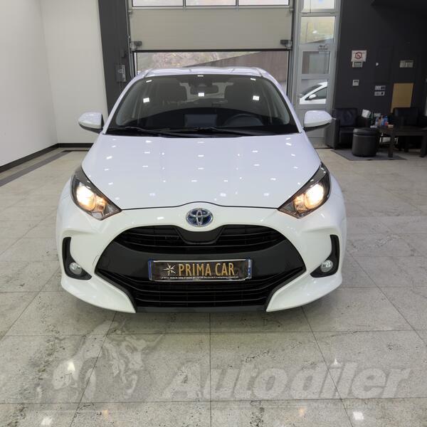 Toyota - Yaris - HYBRIDE-BENZIN//11.2022