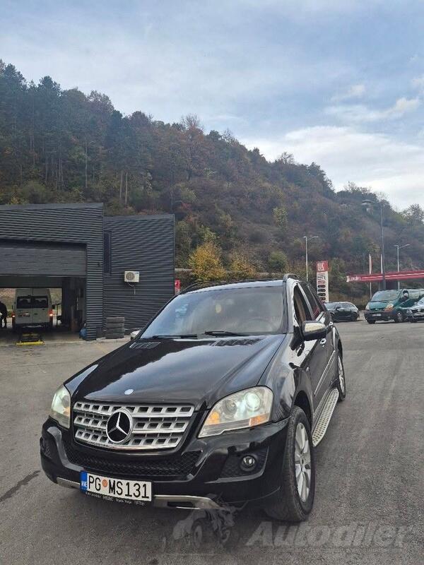 Mercedes Benz - ML 320 - 3.0