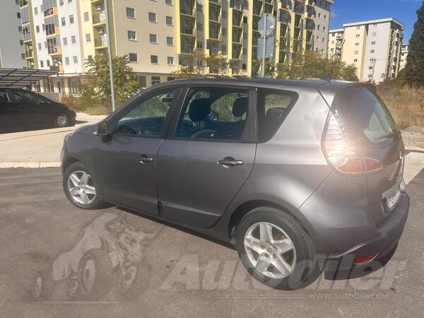 Renault - Scenic - 1.5 dCI