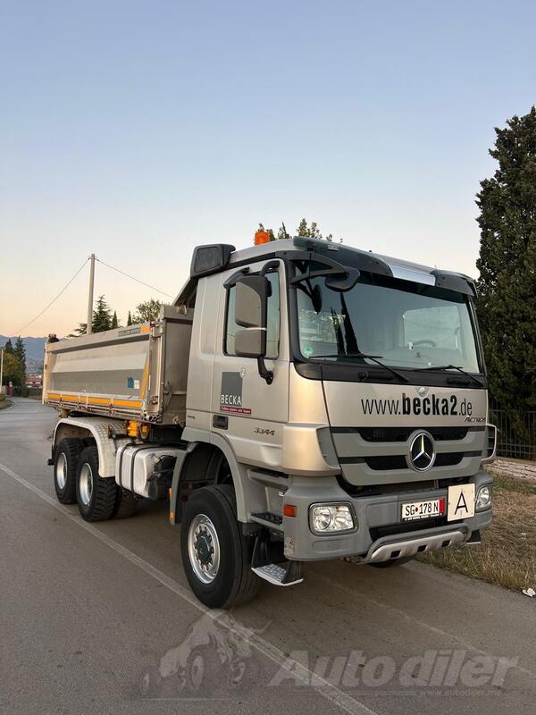 Mercedes Benz - ACTROS 3344 6X6