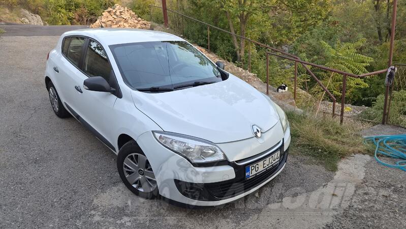 Renault - Megane - 1.6benzin