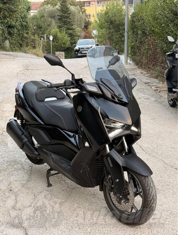 Yamaha - Xmax