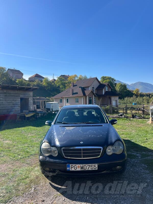 Mercedes Benz - C 200 - c200