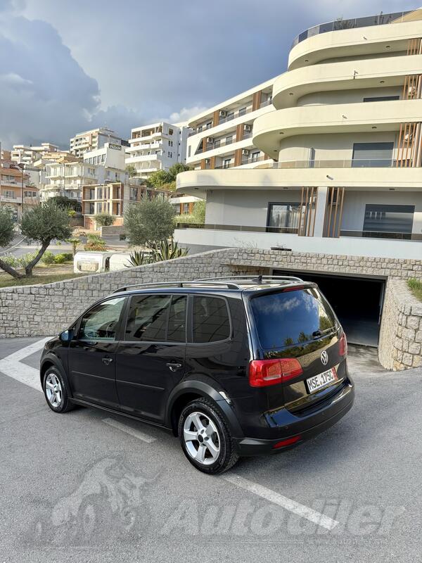 Volkswagen - Touran - 2.0 TDI