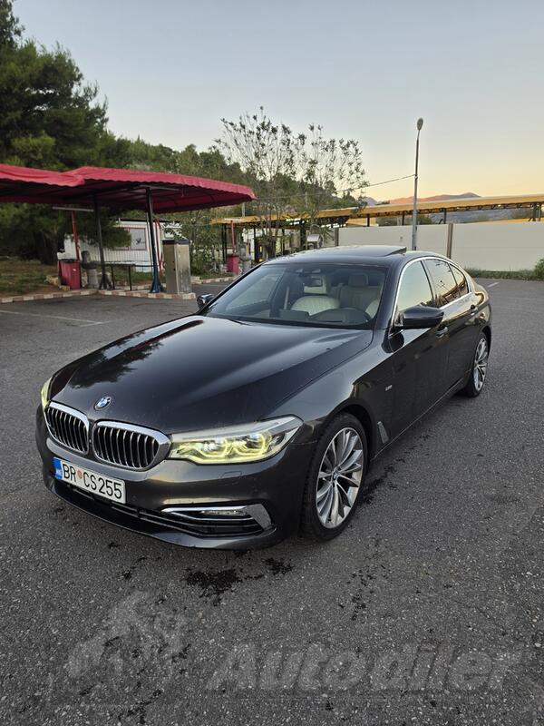 BMW - 530 - Luxury line X drive