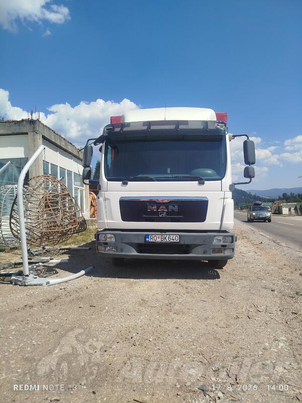MAN - 8 160